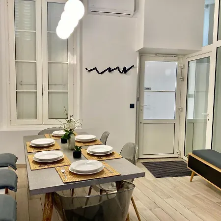 Apartman Republique *