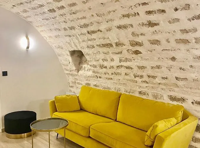 Republique Διαμέρισμα *