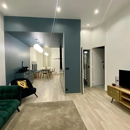 Apartment Republique