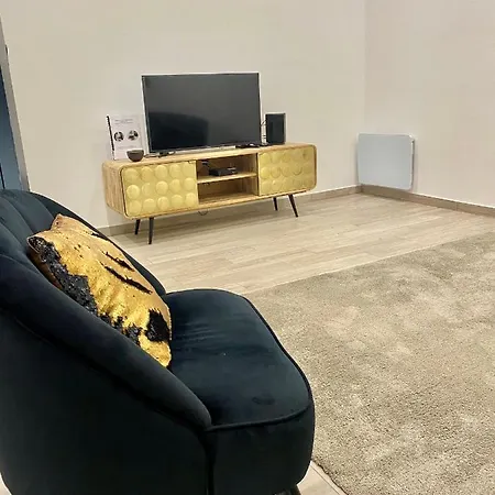 Republique Apartment